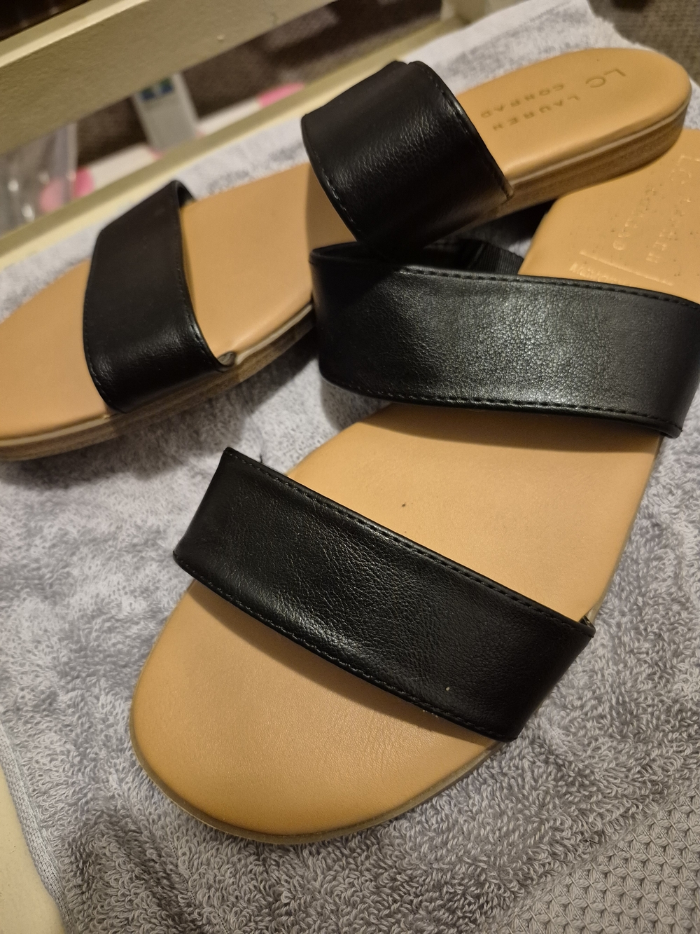 LC Lauren Conrad Black Slide Sandals with Tan Footbed